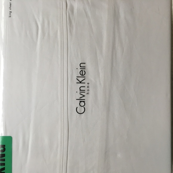 Calvin Klein Bedding Calvin Klein Combed Cotton Sateen King Sheet Set Poshmark